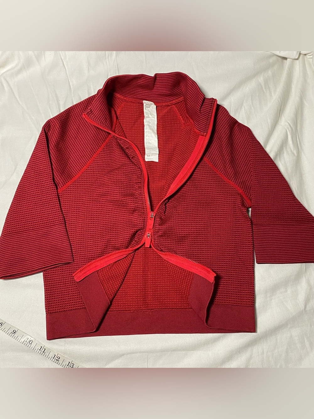 Fabletics - Knit Crimson Short Sleeve 2-Way Zip Front Jacket